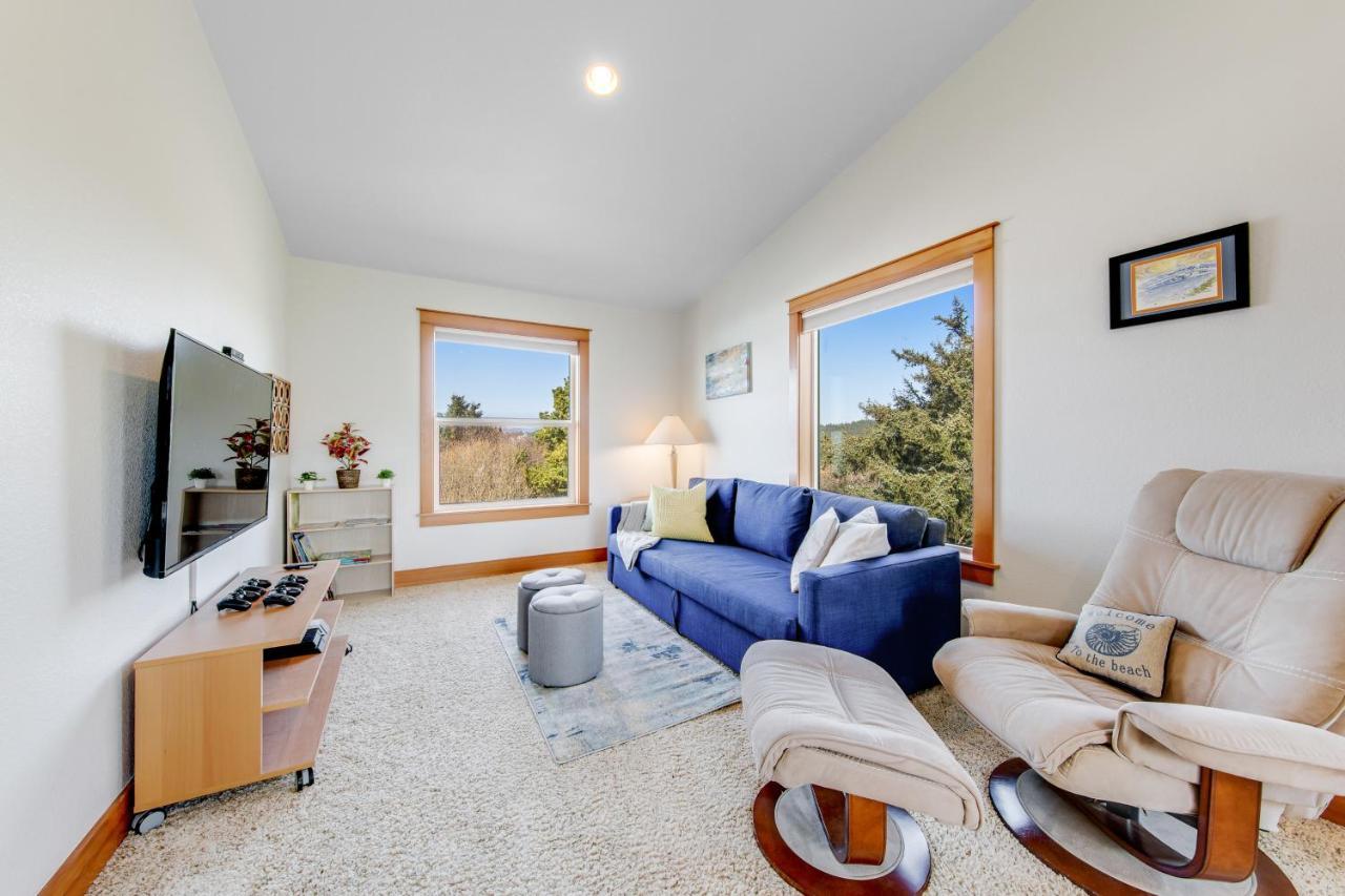 Blue Wave Heights Villa Lincoln City Exterior photo