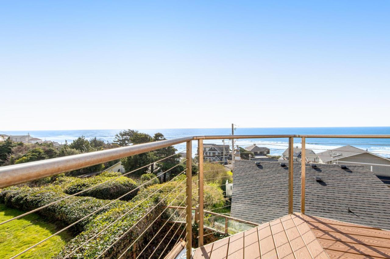 Blue Wave Heights Villa Lincoln City Exterior photo